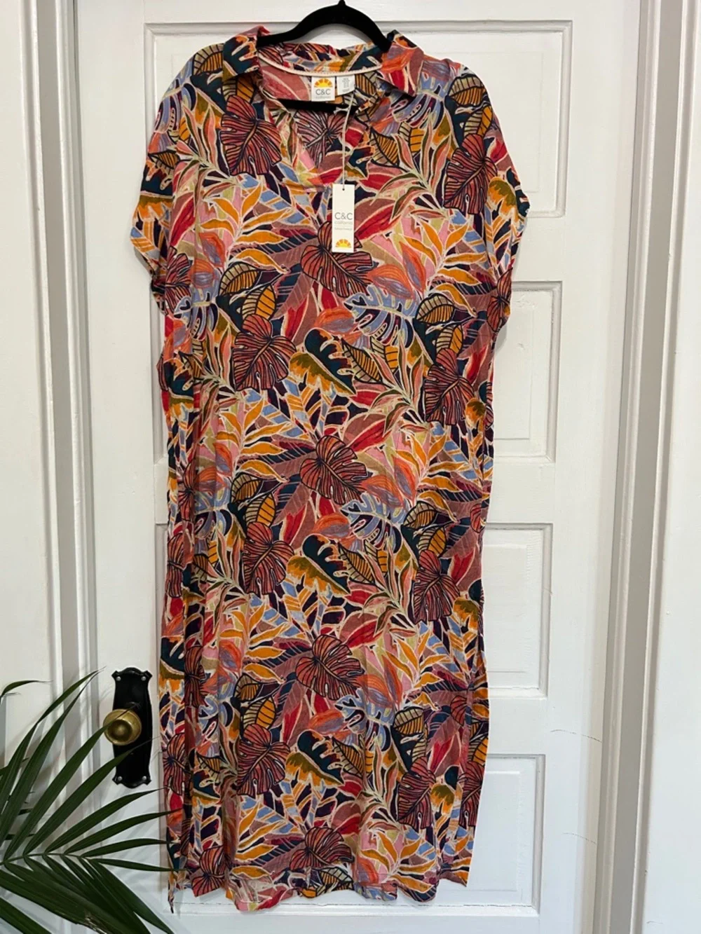 C&C California NWT Linen Blend Tropical Short Sleeve Maxi Shirt Dress Medium
